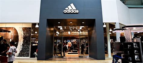 adidas Store Nujood